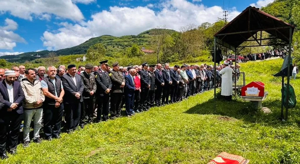 Kıbrıs Gazisi Temel Başbuğ Son Yolculuğuna Dualarla Uğurlandı